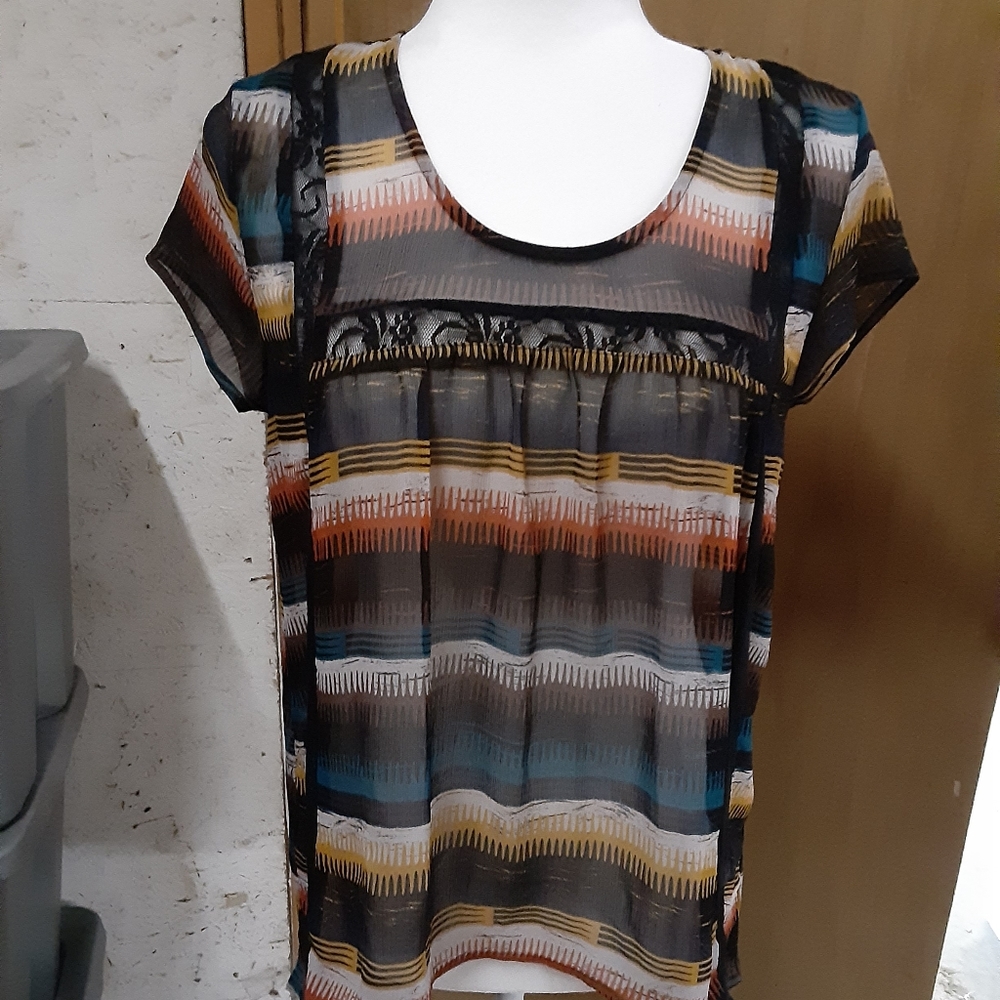 MUDD sheer top M